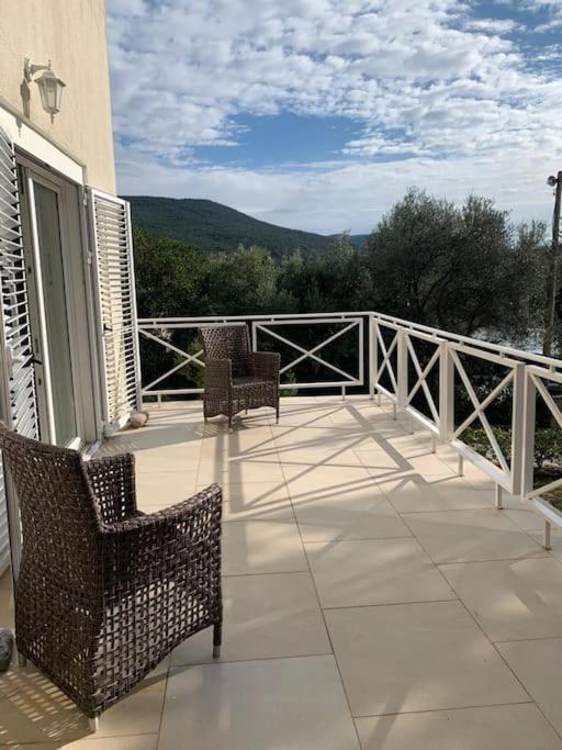 Villa Thetis Bigovo Bagian luar foto